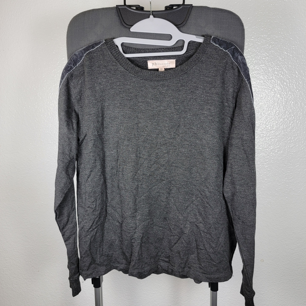 Philosophy Grey Charcoal Soft Top Crew neck Pullover Sweater Women's Size XS